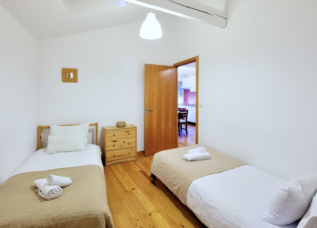 Aparthotel Oporto Entreparedes Экстерьер фото